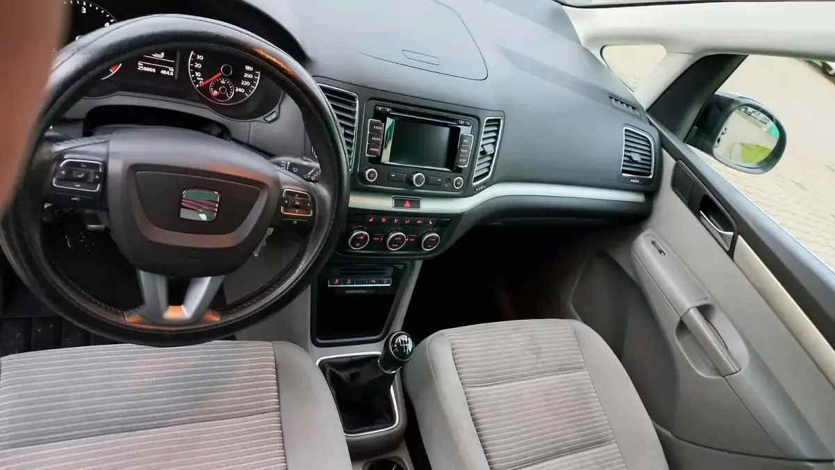 Gebraucht Seat Ibiza 140 PS (102 kW) 2014 Schwarz Van / Kleinbus
