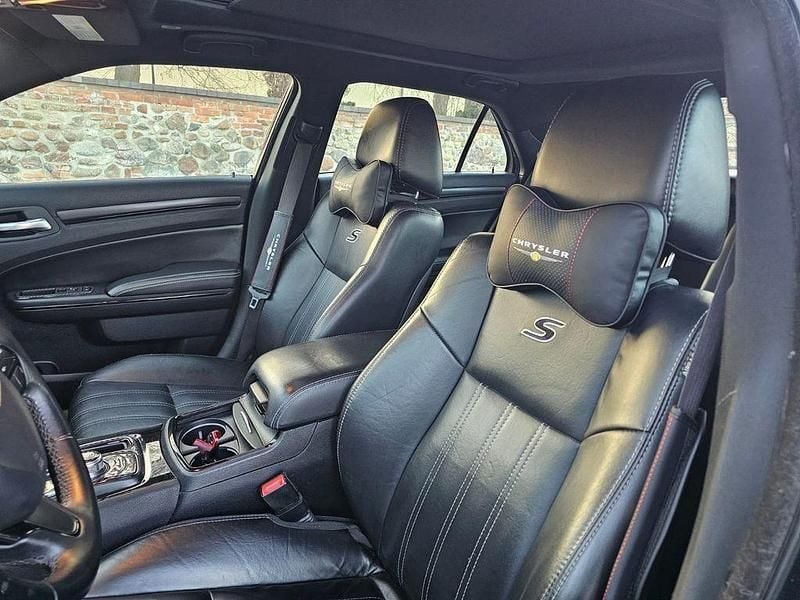 Gebraucht Chrysler 300C 296 PS (217 kW) 2017 Grau Limousine