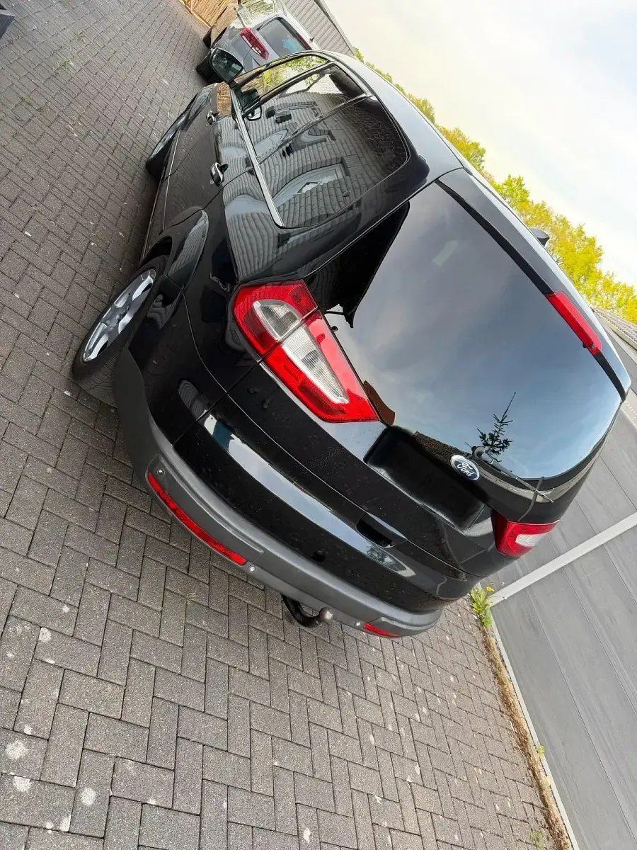 Gebraucht Ford Galaxy Titanium 175 PS (128 kW) 2008 Schwarz Van / Kleinbus