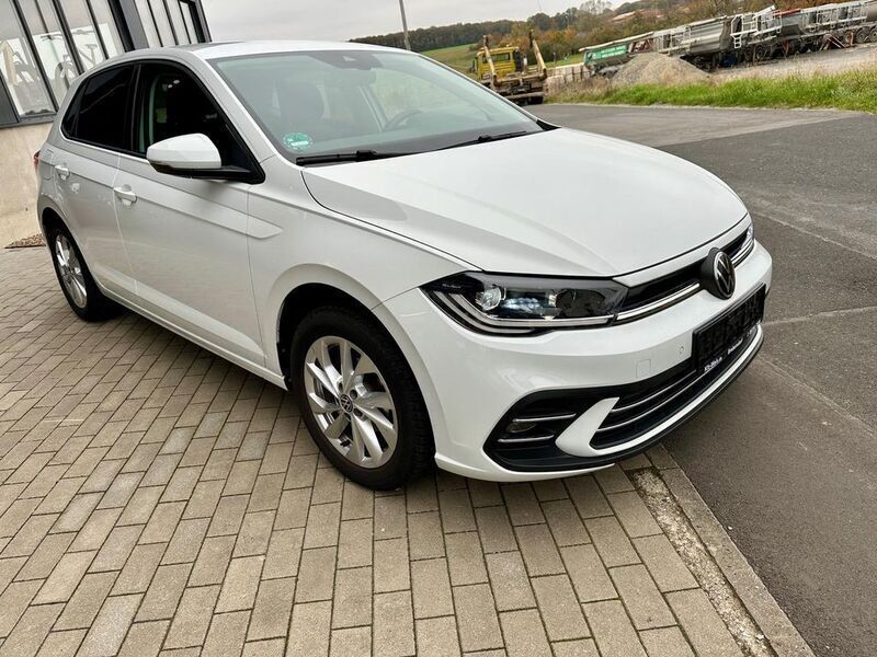 Gebraucht VW Polo Style 95 PS (69 kW) 2022 Weiß Limousine