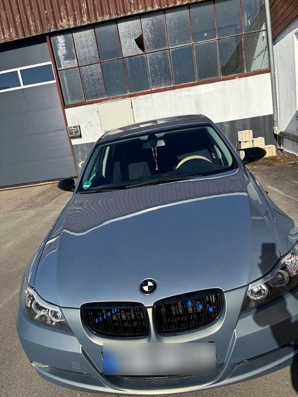 Gebraucht BMW 325 218 PS (160 kW) 2006 Limousine
