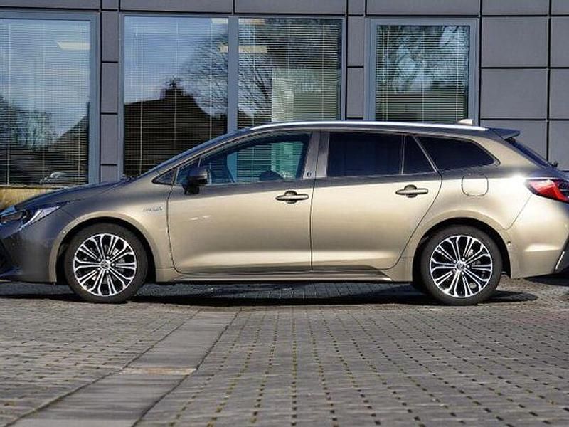 Gebraucht Toyota Corolla Team 184 PS (135 kW) 2020 Oxide bronze Kombi