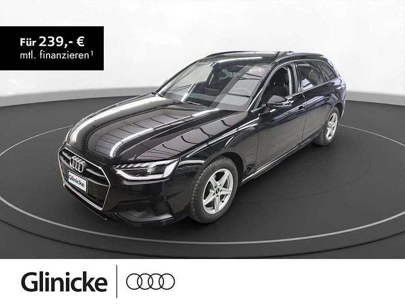 Brillantschwarz Gebraucht 2022 Audi A4 Ambiente Kombi | 22.430 € (Fairer Preis) - Bild 1/3