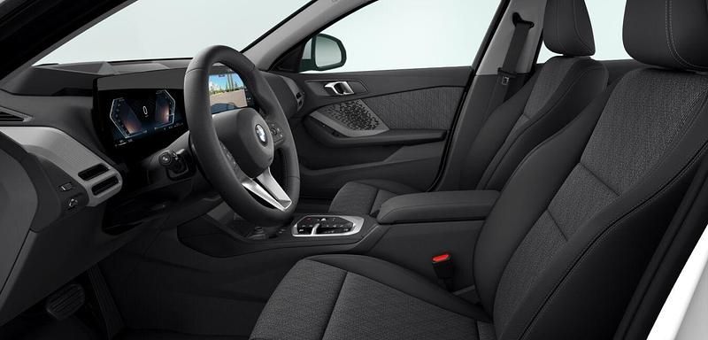 Gebraucht BMW 120 Shadowline 163 PS (119 kW) 2025 Weiß Kleinwagen