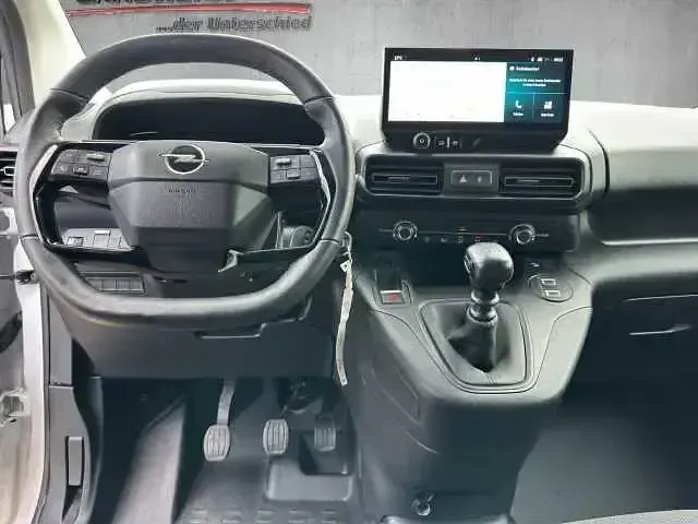 Gebraucht Opel Combo Edition 131 PS (96 kW) 2025 Weiß Van / Kleinbus