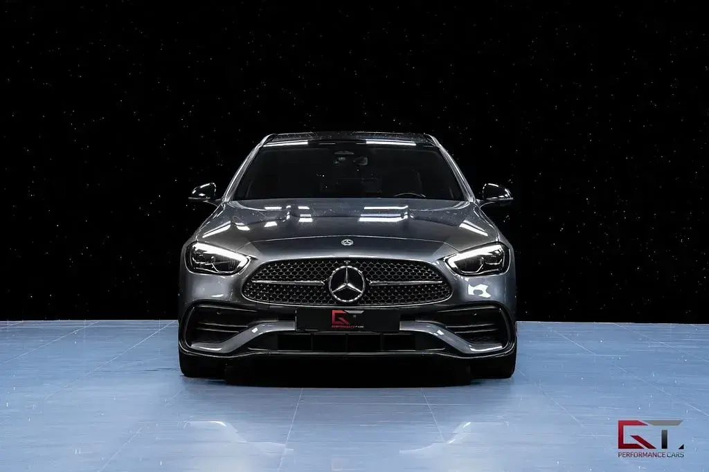 Gebraucht Mercedes C200 AMG 204 PS (150 kW) 2024 Grau Limousine