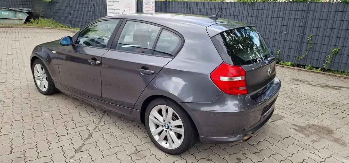 Używany BMW 120 177 KM (130 kW) 2008 Szary Hatchback