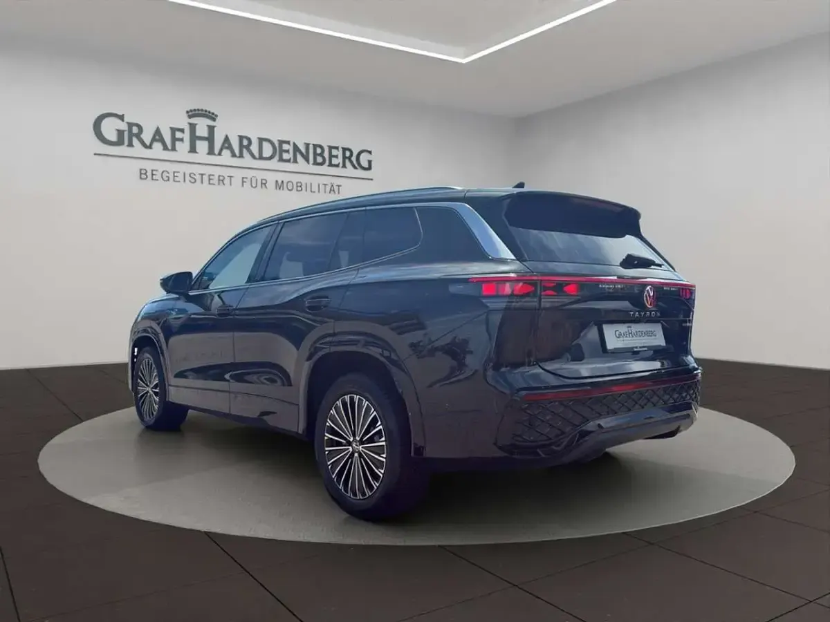 Gebraucht VW Tayron R-line 272 PS (200 kW) 2025 Schwarz SUV