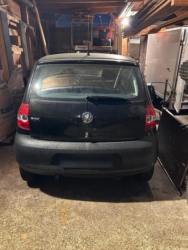 Second-hand VW Fox 40 CP (29 kW) 2007 Negru Hatchback