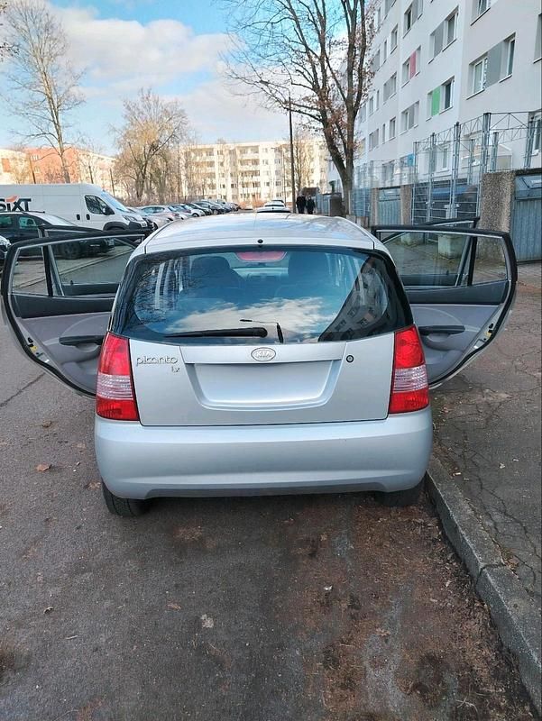 Gebraucht Kia Picanto 65 PS (47 kW) 2005 Grau Kleinwagen