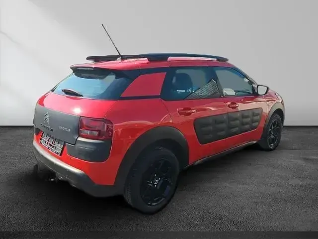 Gebraucht Citroën C4 Cactus Business Class 103 PS (75 kW) 2015 Rot Kleinwagen