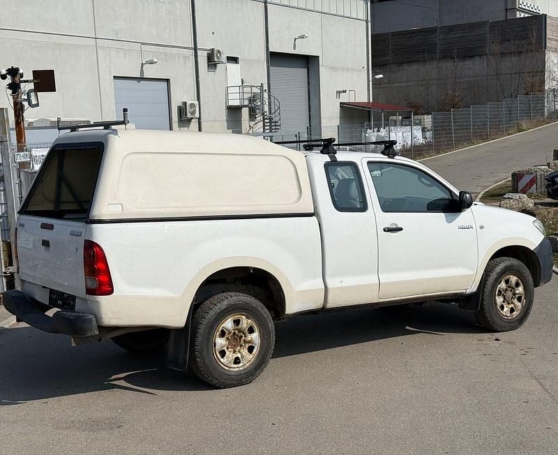 Gebraucht Toyota HiLux 120 PS (88 kW) 2009 Weiß Pickup