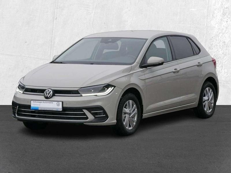 Grau (ascotgrau) Neu 2025 VW Polo Style Limousine | 25.015 € (Guter Preis) - Bild 1/3