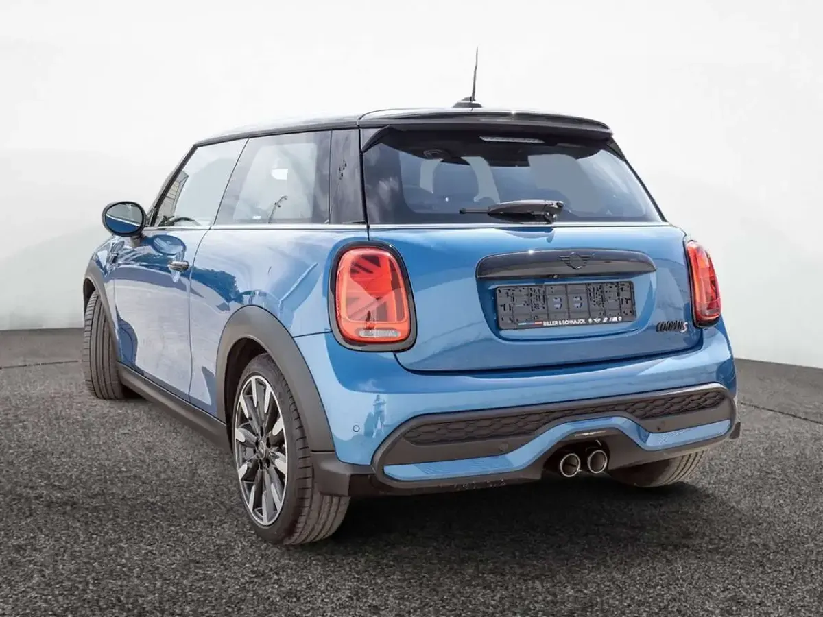 Gebraucht Mini Cooper S Classic 178 PS (130 kW) 2023 Blau Kleinwagen