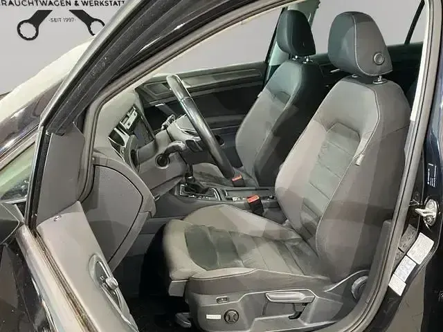 Gebraucht VW Golf VII Comfortline 150 PS (110 kW) 2018 Schwarz Kombi