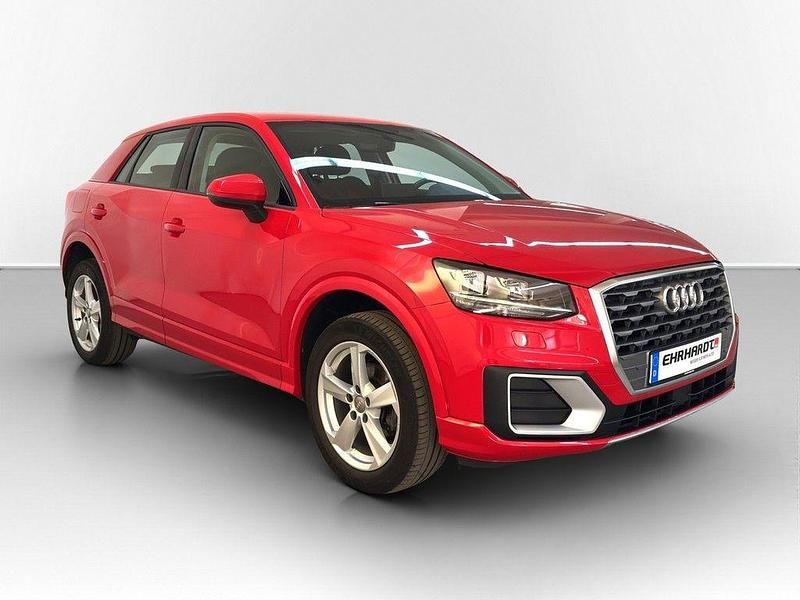 Gebraucht Audi Q2 Sport 150 PS (110 kW) 2019 Rot SUV