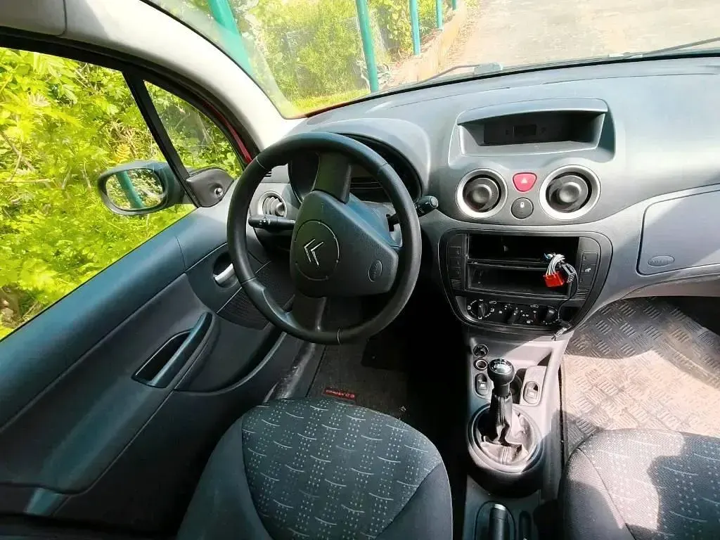 Gebraucht Citroën C3 60 PS (44 kW) 2007 Rot Limousine