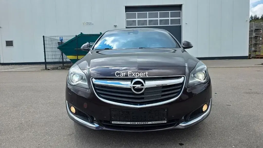 Gebraucht Opel Insignia Innovation 250 PS (183 kW) 2013 Braun Limousine