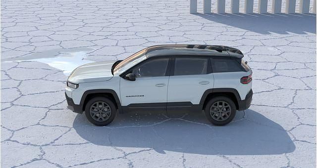 Neu Jeep Compass Altitude 145 PS (106 kW) 2025 Weiß (antarctica white mit dach in vulcano bla) SUV