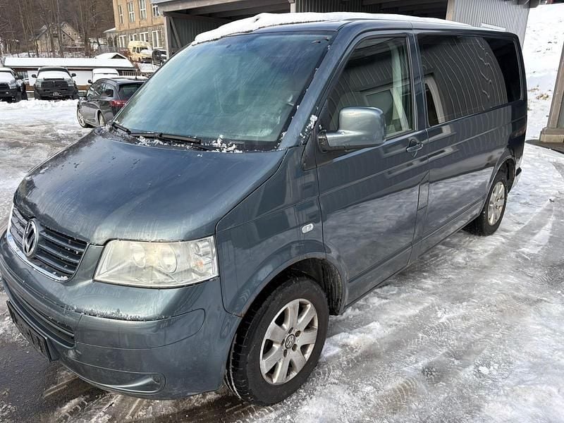 Gebraucht VW T5 102 PS (75 kW) 2007 Grün Van