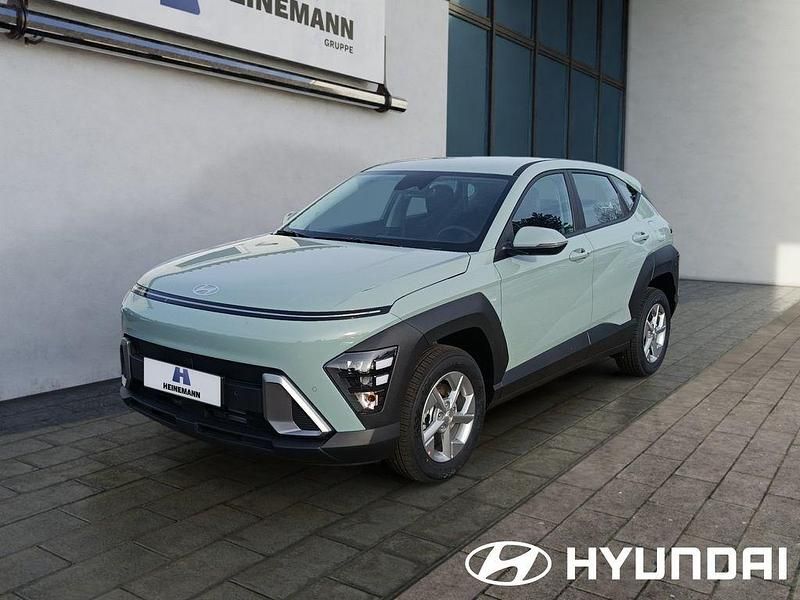Neu Hyundai Kona 101 PS (74 kW) 2025 Mirage green SUV