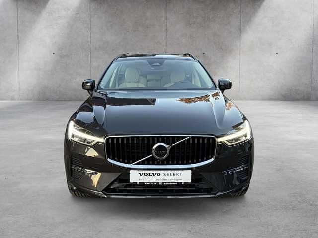 Gebraucht Volvo XC60 145 PS (106 kW) 2022 SUV