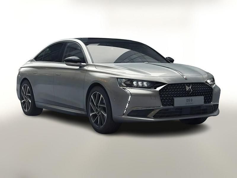 Weiss Neu 2025 DS Automobiles DS9 Rivoli Plus Limousine | 44.688 € (Teuer) - Bild 1/1