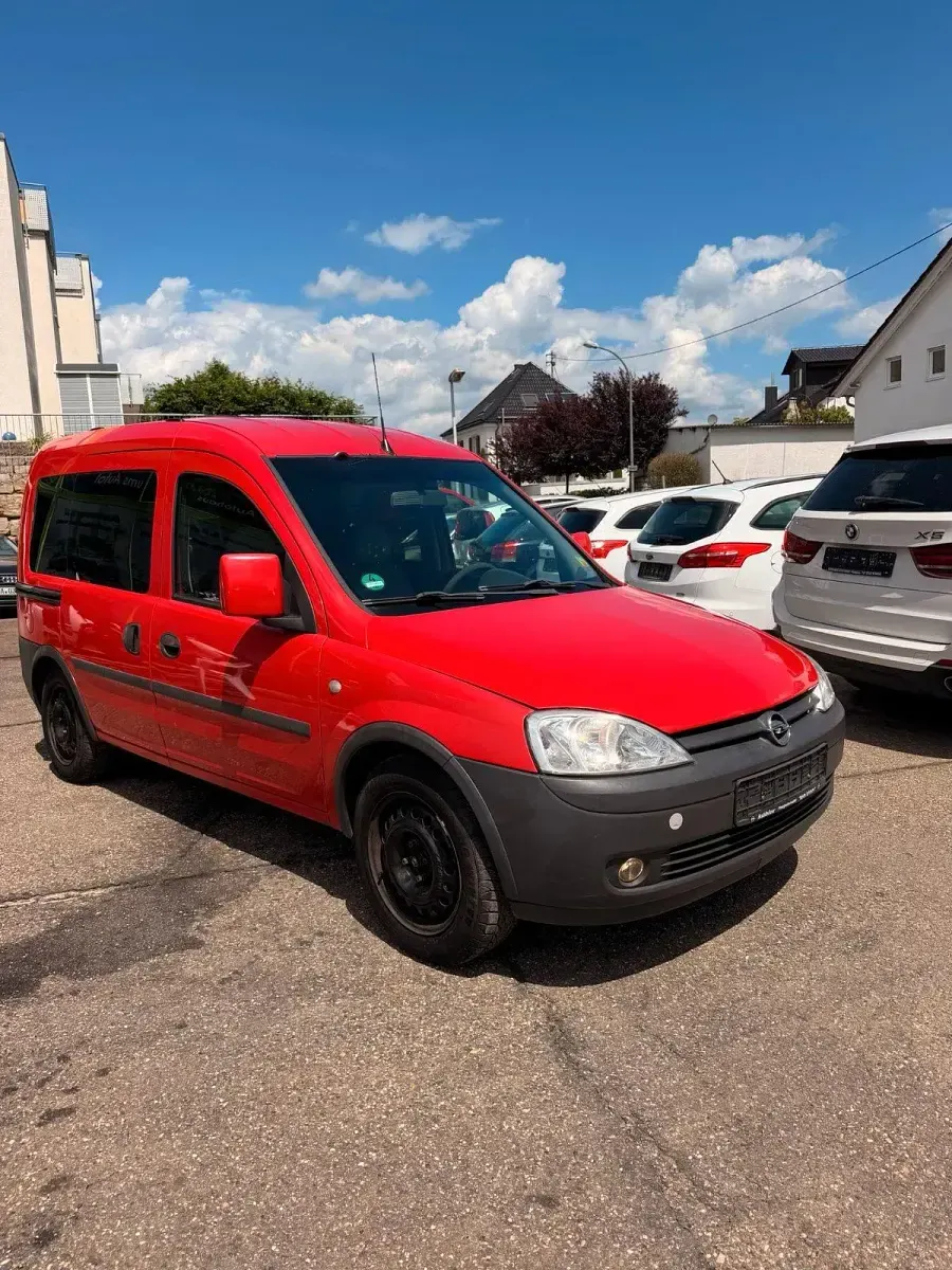 Gebraucht Opel Combo 94 PS (69 kW) 2008 Rot Van / Kleinbus