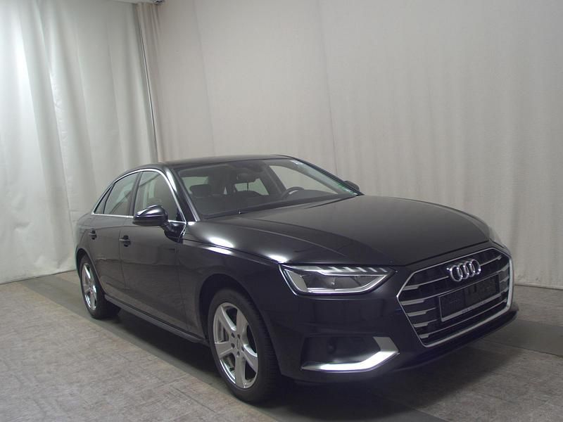 Gebraucht Audi A4 Advanced 204 PS (150 kW) 2022 Schwarz Limousine