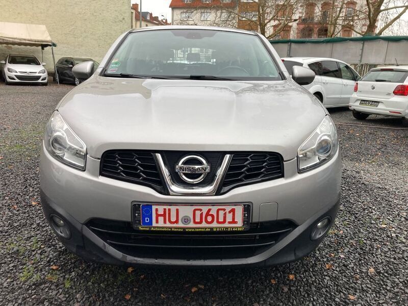 Silber Gebraucht 2013 Nissan Qashqai Acenta SUV | 7.500 € (Fairer Preis) - Bild 1/4