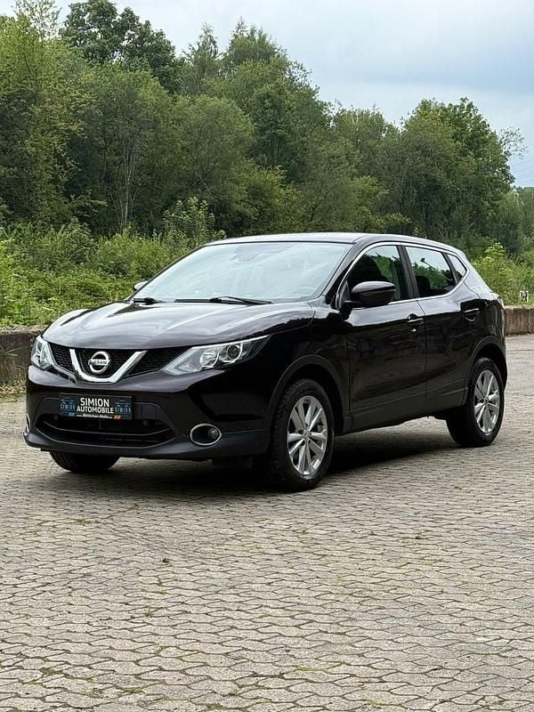 Night shade (m) Gebraucht 2017 Nissan Qashqai Acenta SUV | 10.990 € (Guter Preis) - Bild 1/2
