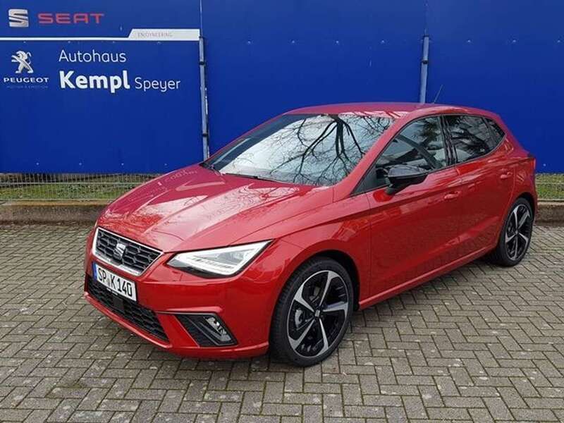 Desire rot metallic Neu 2024 Seat Ibiza FR Kleinwagen | 28.490 € - Bild 1/4