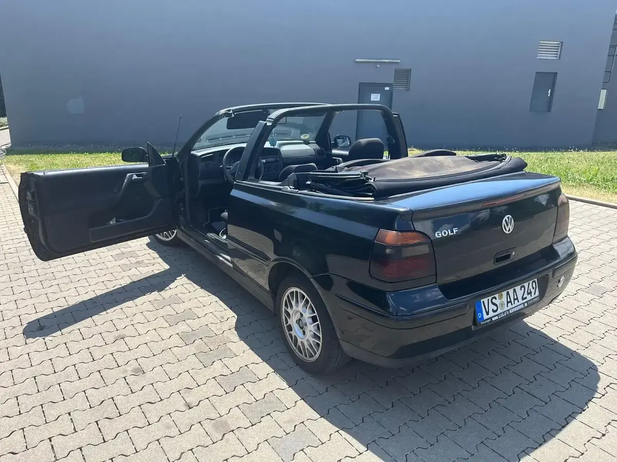 Gebraucht VW Golf Cabriolet 100 PS (73 kW) 1998 Schwarz Cabrio