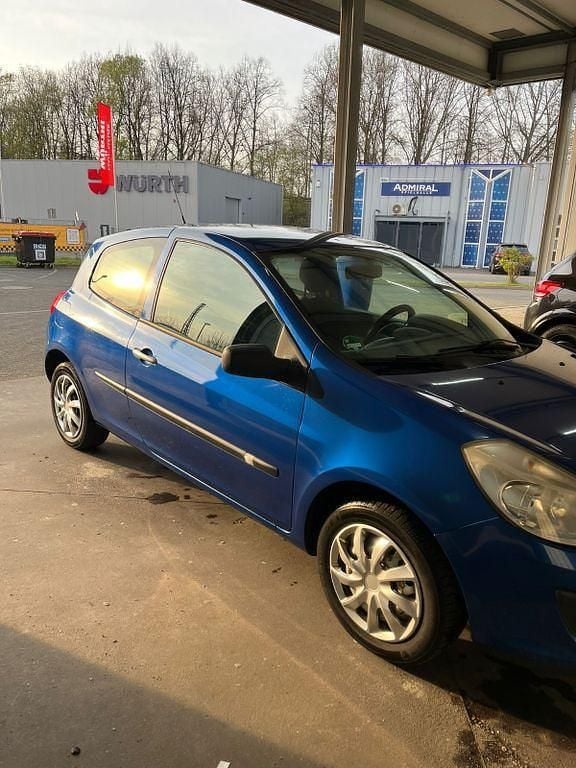 Gebraucht Renault Clio II Extreme 101 PS (74 kW) 2008 Blau Limousine