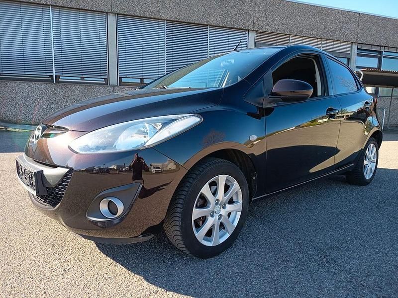 Gebraucht Mazda 2 Active 84 PS (61 kW) 2011 Schwarz Kleinwagen