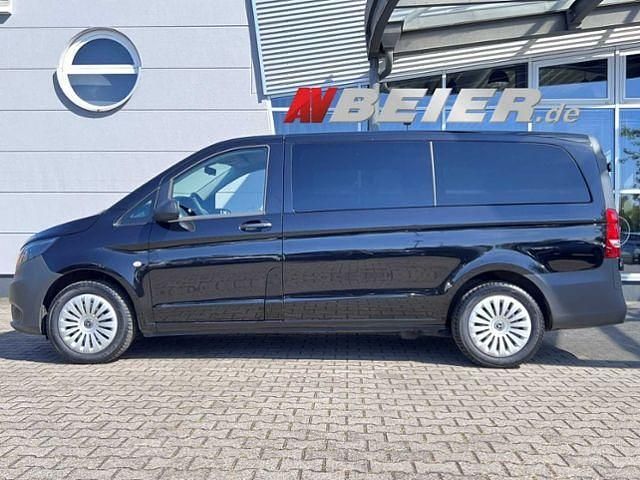 Gebraucht Mercedes Vito 163 PS (119 kW) 2023 Obsidianschwarz metallic Van