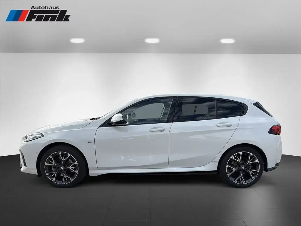 Gebraucht BMW 120 170 PS (125 kW) 2025 Alpinweiss iii Kleinwagen