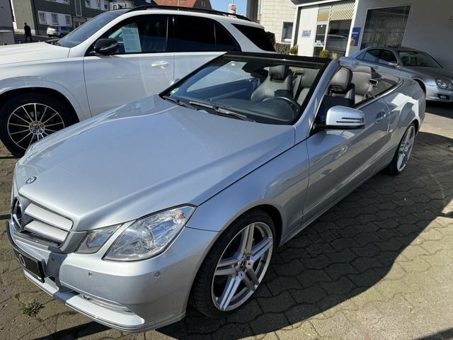 Diamantsilbermetallic Gebraucht 2013 Mercedes E200 Avantgarde Cabrio | 18.500 € (Fairer Preis) - Bild 1/4