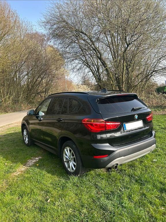 Gebraucht BMW X1 Advantage 150 PS (110 kW) 2017 Schwarz SUV