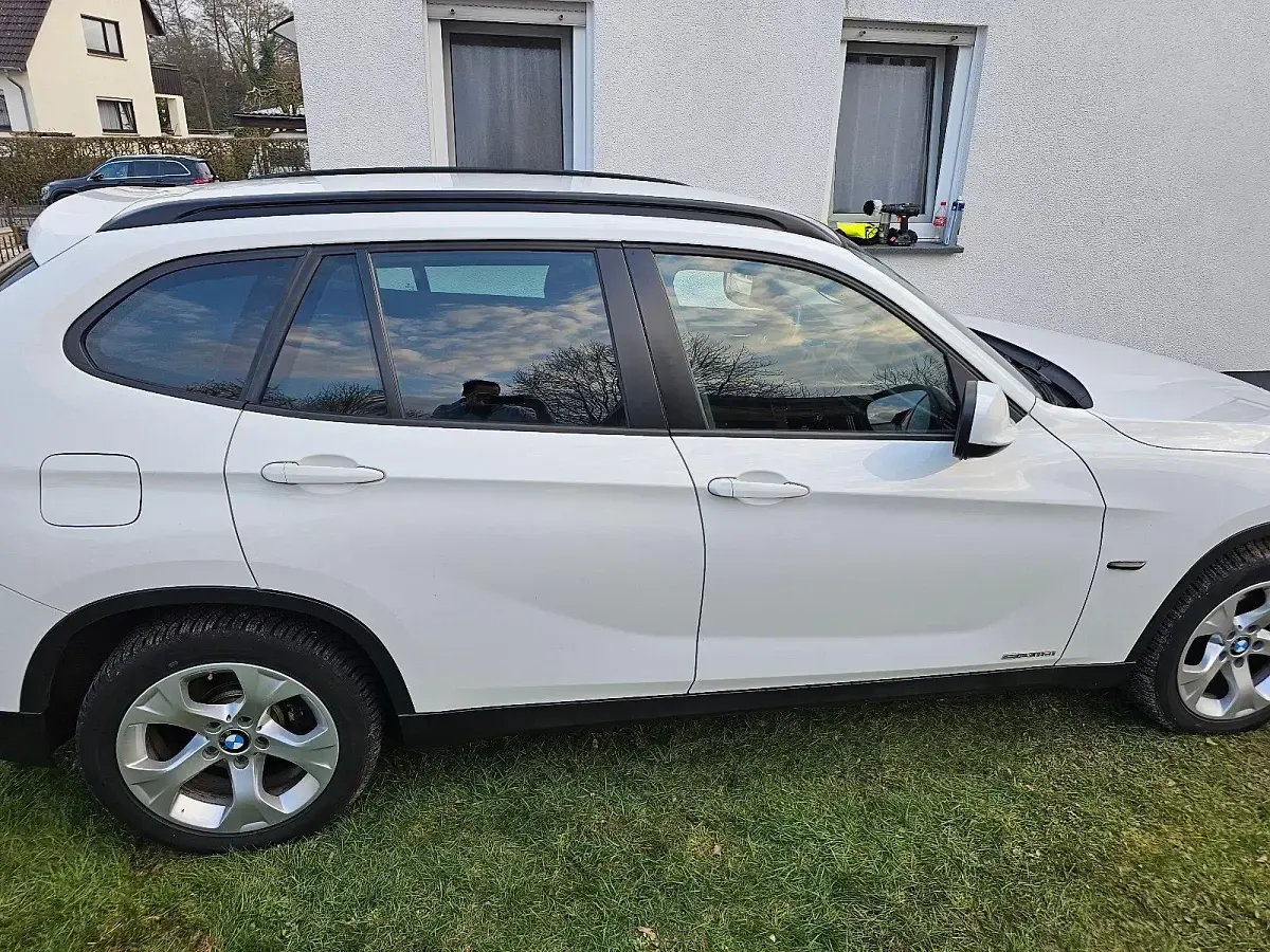 Używany BMW X1 150 KM (110 kW) 2012 Biały SUV