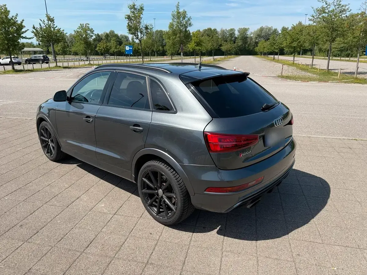 Gebraucht Audi RS Q3 Performance 367 PS (269 kW) 2017 Grau SUV