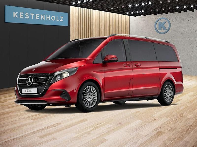 Hyazinthrot metallic Gebraucht 2024 Mercedes V220 Style Van / Kleinbus | 55.988 € (Teuer) - Bild 1/4