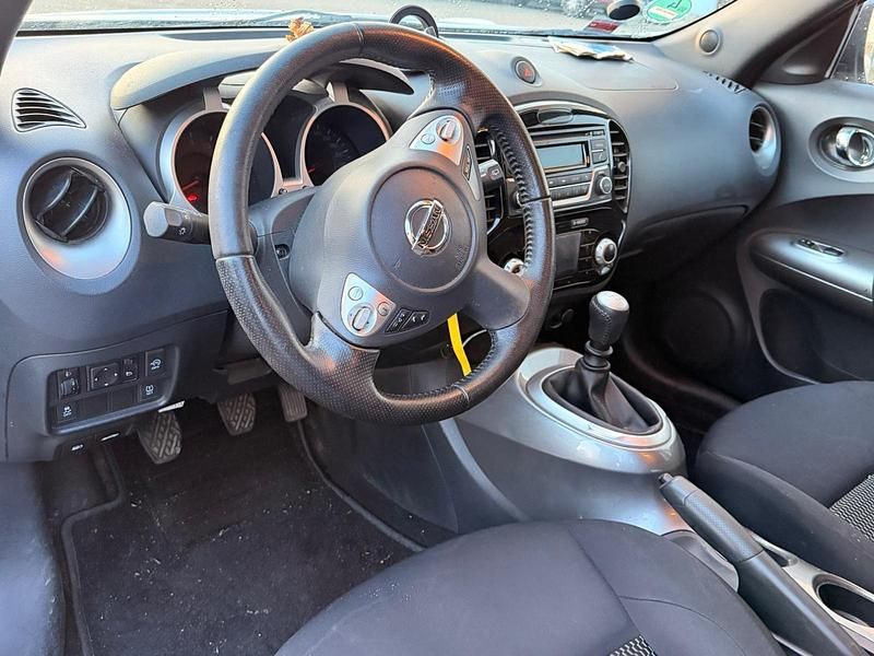 Gebraucht Nissan Juke 116 PS (85 kW) 2015 Silber SUV