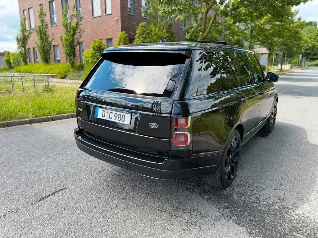 Gebraucht Land Rover Range Rover Autobiography 340 PS (250 kW) 2020 Schwarz SUV