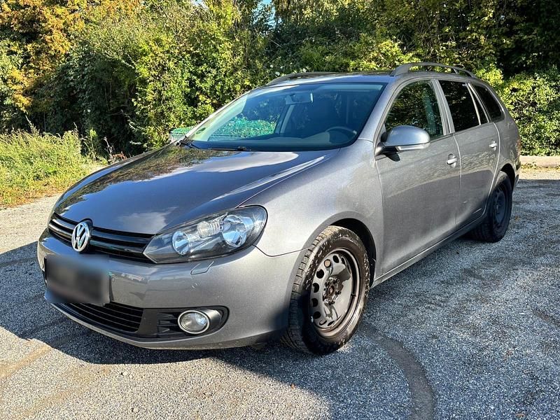Grau Gebraucht 2013 VW Golf VII Kombi | 5.000 € (Superpreis) - Bild 1/4