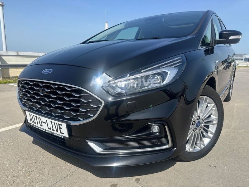 Obsidianschwarz metallic Gebraucht 2022 Ford S-MAX Vignale Van / Kleinbus | 25.990 € (Fairer Preis) - Bild 1/4