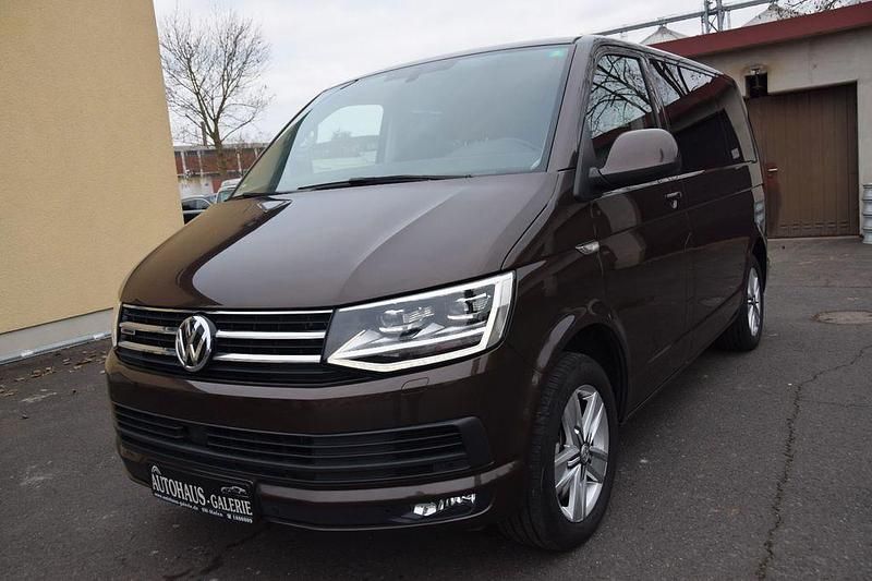Gebraucht VW Multivan Comfortline 204 PS (150 kW) 2018 Braun Van