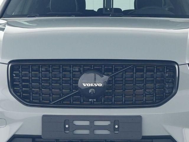 Gebraucht Volvo XC40 Plus 197 PS (144 kW) 2025 Grau SUV