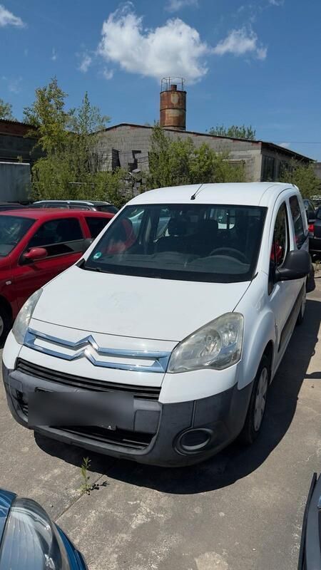 Weiß Gebraucht 2010 Citroën Berlingo Van / Kleinbus | 3.799 € (Superpreis) - Bild 1/4