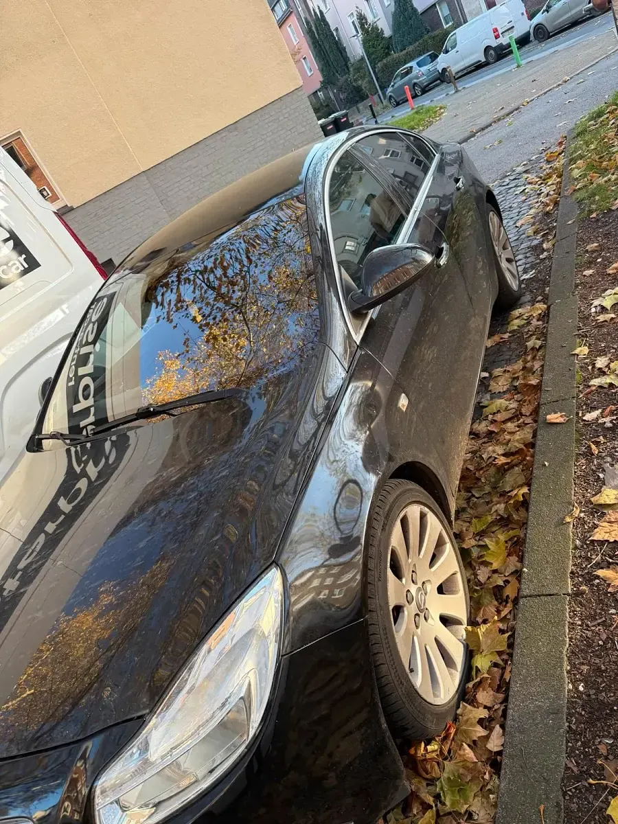 Gebraucht Opel Insignia 160 PS (117 kW) 2008 Schwarz Limousine